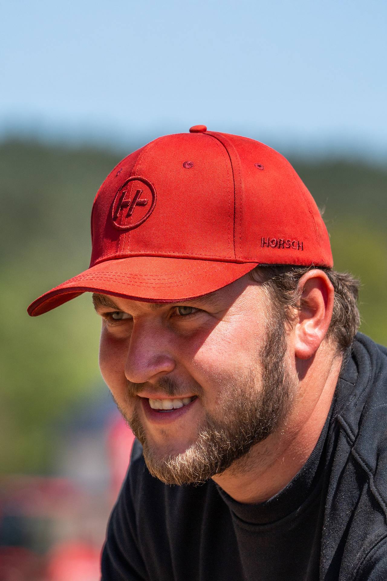 Cap red